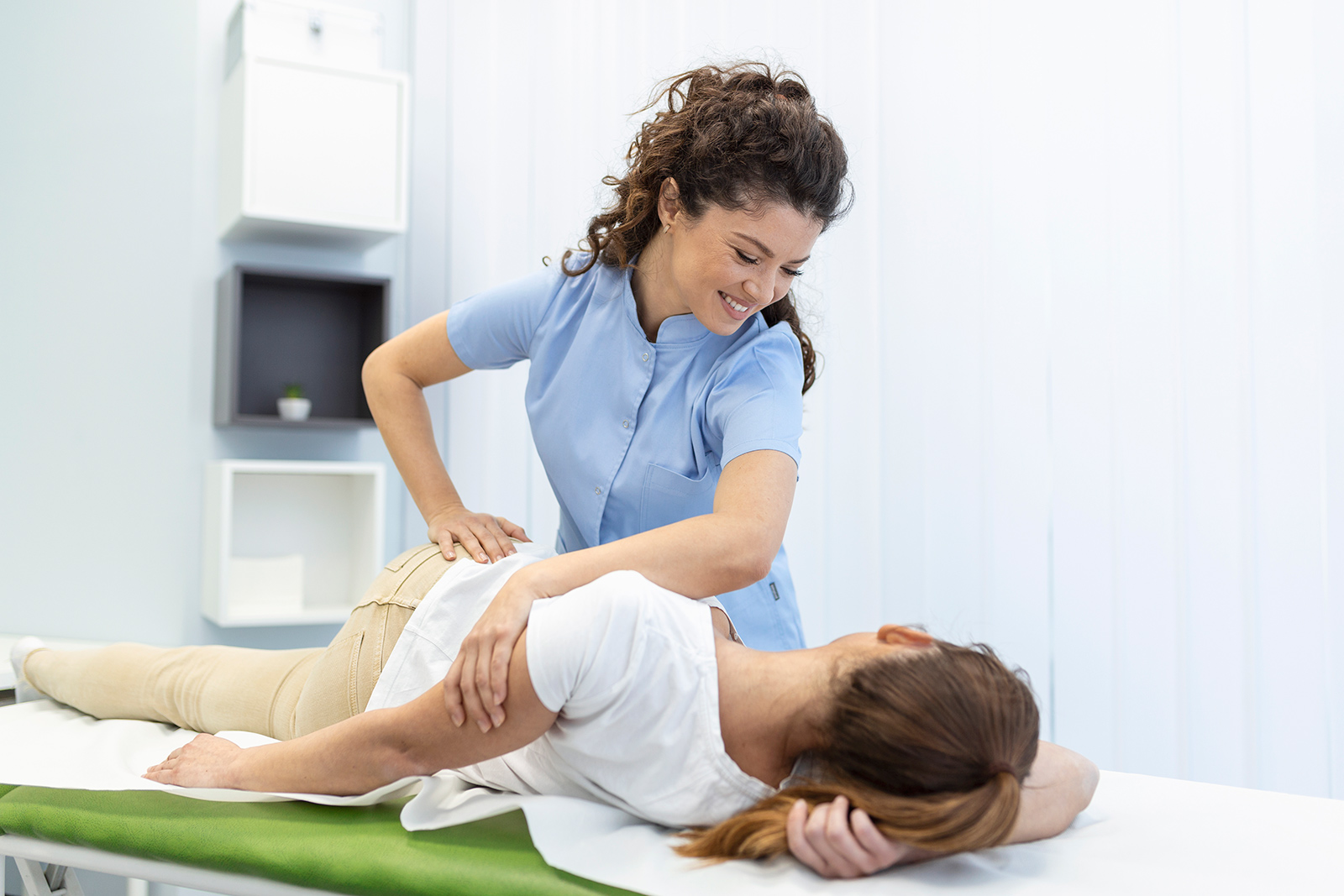 Osteopath, Chiropractor or Physio
